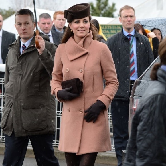 ASO Kate Middleton. Joseph London wool/cashmere coat in brown Size 4 - Picture 1 of 13
